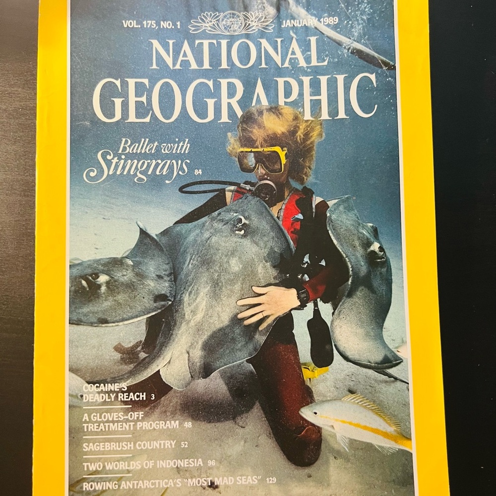 National Geographic magazine January 1989 Stingrays, Cocaine, Indonesia